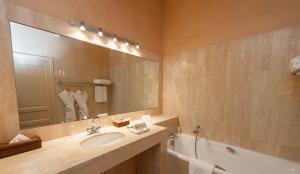 Hotels Hotel Chateau Des Alpilles : photos des chambres