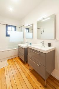 Jolie mHome - Maison 15 pers, 5 sdb, 5 WC, proche Puy du Fou