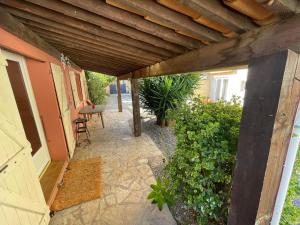 Velezia Guesthouse