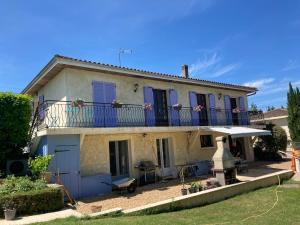 Appartements Inviting 2-Bed Apartment with pool in Saint-Romain : photos des chambres