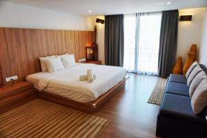 Lot 33 Boutique Hotel