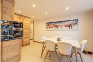 Maisons de vacances Beautiful wooden chalet in La Plagne : photos des chambres