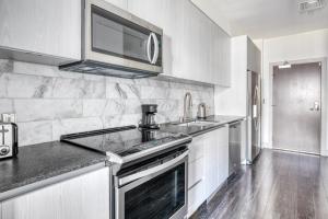 Mission Valley 1br w wd gym pool nr shops SAN-3