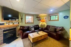 Boyne Mountain Getaway, Unit B - Charlevoix