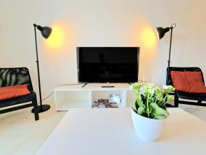 AA Guest - Piscis Mountain View Eco Apartment