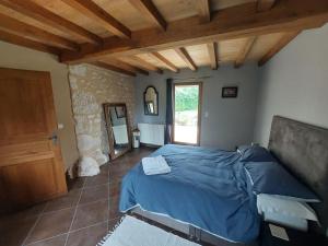 Maisons de vacances Stunning 3Bed House in Loubes Bernac Private Pool : photos des chambres