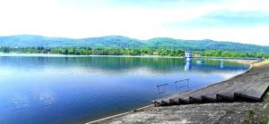 Luksusowy apartament na parterze w okolicy jeziora i Gór Sowich