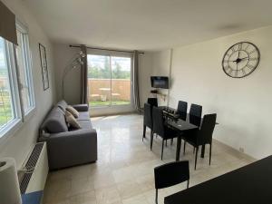 Appartements Belle vue de Lognes- 15min Disney/ 5min gare / Parking gratuit : photos des chambres