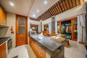 4BR w Pool- Ultimate Comfort in Umalas