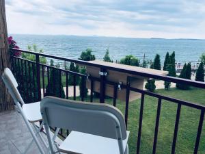 Beautiful apartment right by the sea, Sveti Vlas