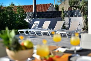 Villa Nostro Porto with pool