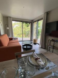 Appartements LIS ESTELLO - 4* apartment - Upscale gite in Flayosc : photos des chambres