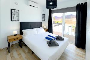 Bella, modern 4 bed Playa Blanca