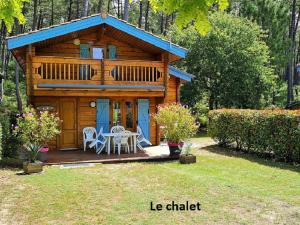 Chalets A BIAS Chalet 4 a 6 Personnes Entierement Climatise Chargeur VE 7kw-Wifi-Balneo et Piscine : photos des chambres