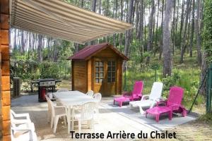 Chalets A BIAS Chalet 4 a 6 Personnes Entierement Climatise Chargeur VE 7kw-Wifi-Balneo et Piscine : photos des chambres