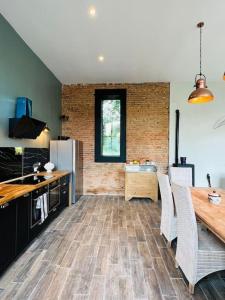 Maisons de vacances Chateau Humieres Coach House : photos des chambres