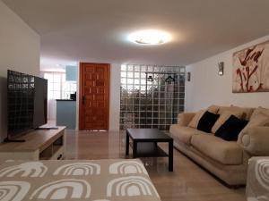 DELUXE Studio ATHOS 50 MP Garden patio BENALMADENA Golf & Beach