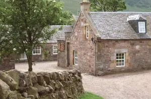 Eastside Byre - Family cottage in the Pentland Hills near Edinburgh - Blitterlees