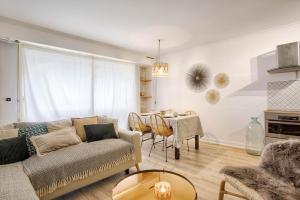 STUDIO AVEC ESPACE NUIT EN PLEIN CENTRE DE DEAUVILLE