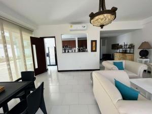 Cartagena vista directa al mar amplio apt con terraza privada