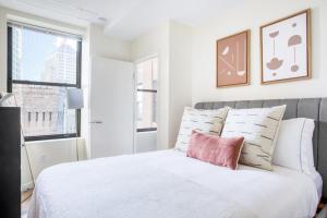 Beauty in Back Bay 1BR w Gym nr the Common BOS-418