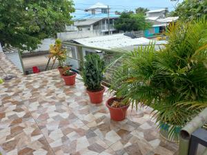 LODGE ELIZABETH HOUSE