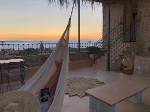 Villa Vager Mani Hotel - 卡德哈米利