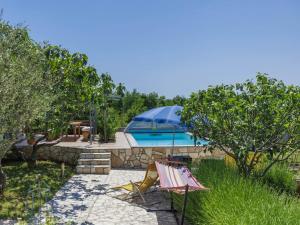 Apartment Laura by Interhome