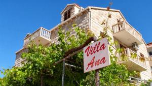 Villa Ana