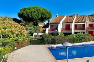 Appartements Duplex vue sur le Golf et piscine : photos des chambres