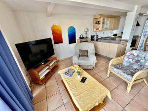 2 Sand, Meer, Sonne, Erholung Und Spanische Kuche