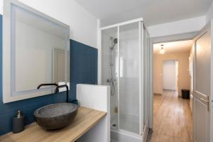 Appartements Le 77 de Satie - City center apartment 3P capacity : photos des chambres