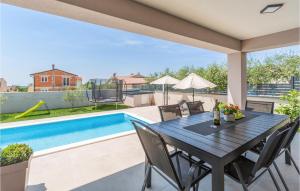 Amazing Home In Galizana With Wifi 