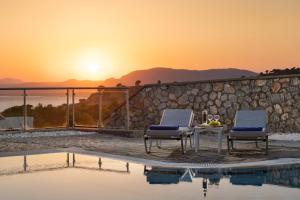Tonys place pefkos (lindos)