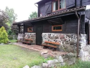 Domek nad jeziorem w Karwiku - Karwik