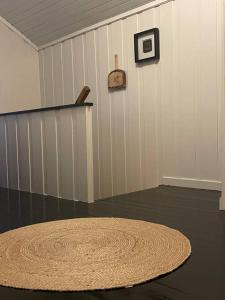 Koselig gammelt hus på gård