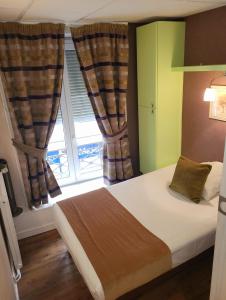 Hotels Hotel du Dauphin : photos des chambres