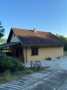 Vikendica Dora - 彼得罗瓦拉丁