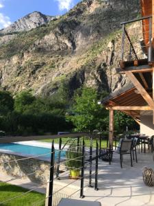 Chalets Chalet Barbara with swimming pool in the heart of Oisans : photos des chambres