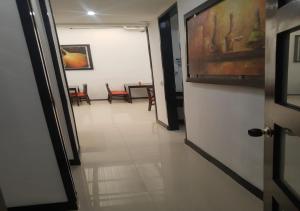 TOWER - Embajada Americana