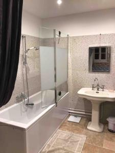 La maison de Lea, chambres dhôtes de 14 couchages