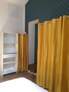 Appartements appartement proche plage yellow rainbow : Appartement 1 Chambre