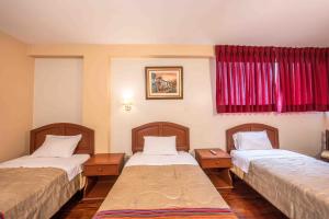 Hotel Manhattan Inn Airport