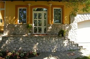 A Mecsek Gyöngye Apartmanhaz