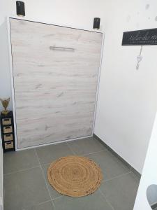 Studio coin nuit, Entre plage et centre