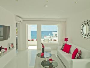 Lanis Suites de Luxe - Adults Only