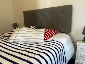 Appartements LE WELCOME vue port appartement plain pied : photos des chambres