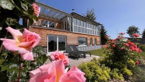 CR25 - more than a room