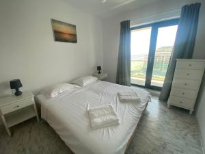 Apartament direct la plaja 4 persoane Mamaia nord Sky Sea View