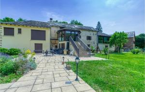 Maisons de vacances Nice Home In Centres With Outdoor Swimming Pool, Wifi And 5 Bedrooms : photos des chambres